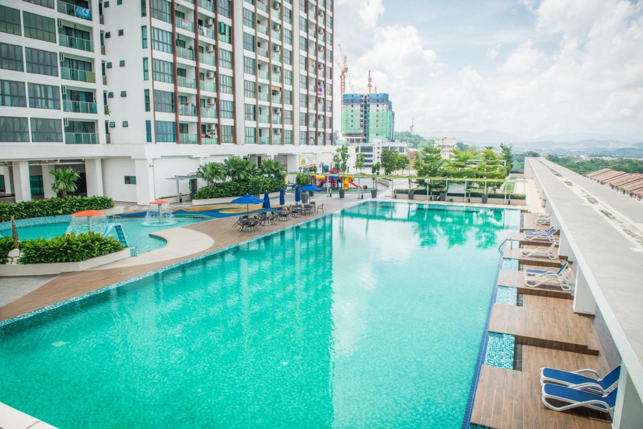 Amerin Mall & Suites Seri Kembangan Exterior foto