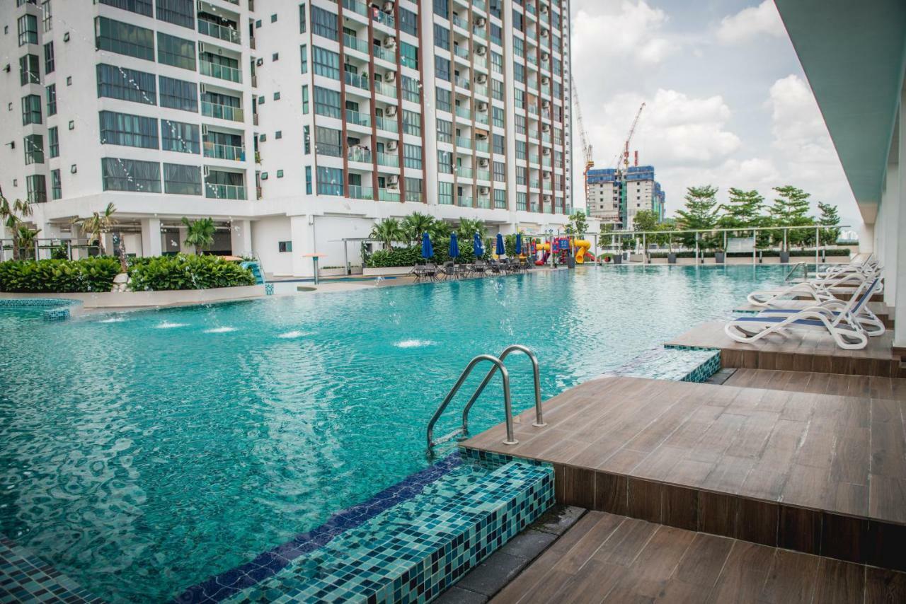 Amerin Mall & Suites Seri Kembangan Exterior foto